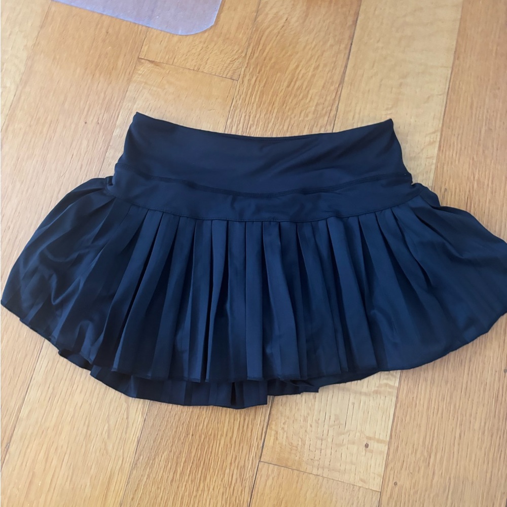Black goldhinge skirt
